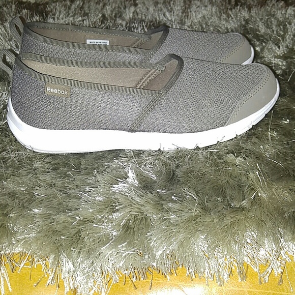 Reebok memorytek shoes. - Picture 2 of 3